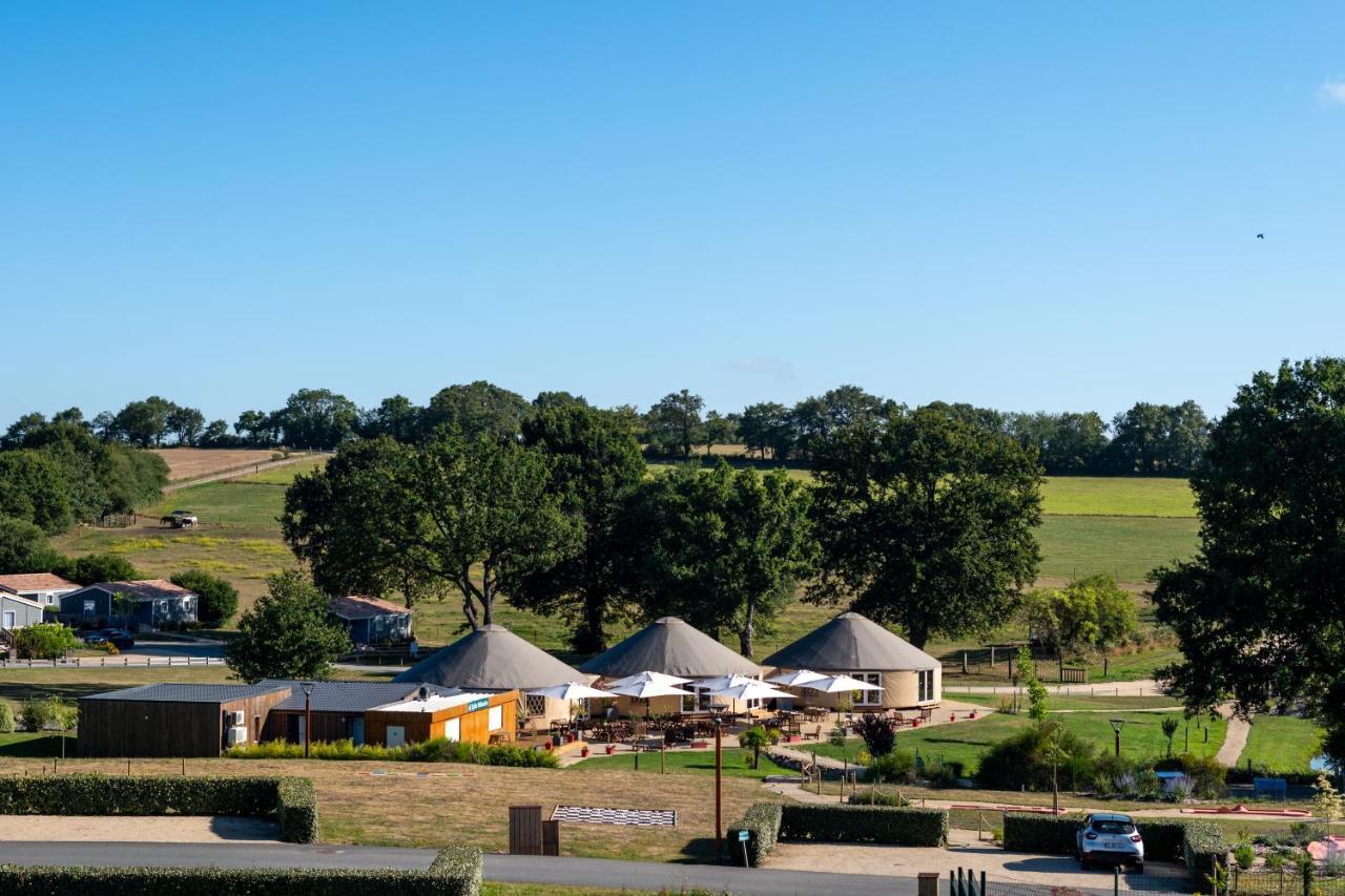 Domaine Melusine - A 2Km Du Puy Dufou France ! Hotell Les Épesses Exteriör bild